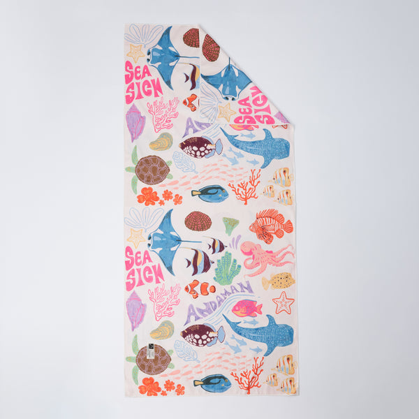 Vivid Fish & Sea Microfiber Towel